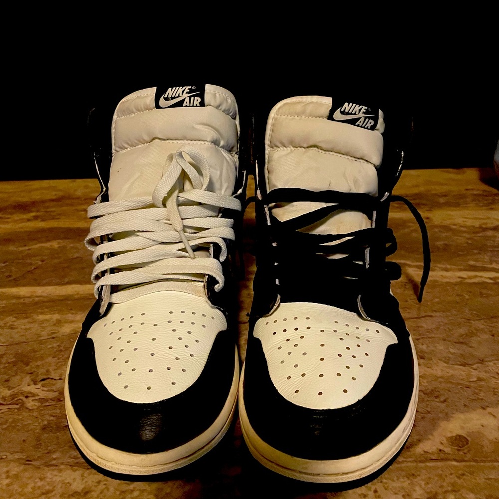 Air Jordan 1s “Dark Mocha”